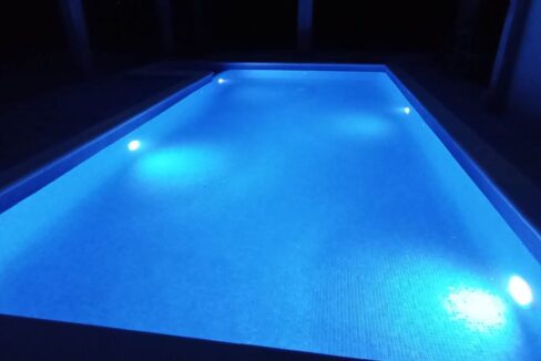 Piscina a noite