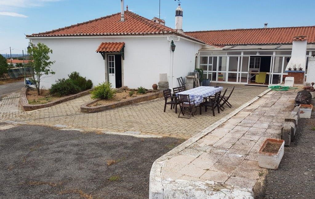 A Traditional 3 Bedroom Monte With 3 Windmills Alentejo Elly Van Hulst Real Estate Portugal
